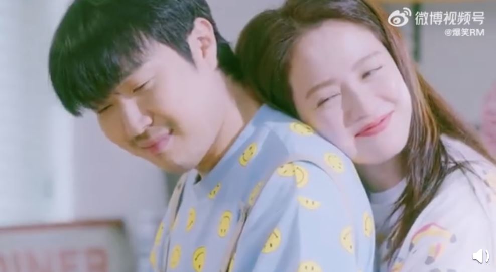 金钟国 宋智孝办婚礼!甜蜜背后拥抱、厨房kiss...《rm向前冲》