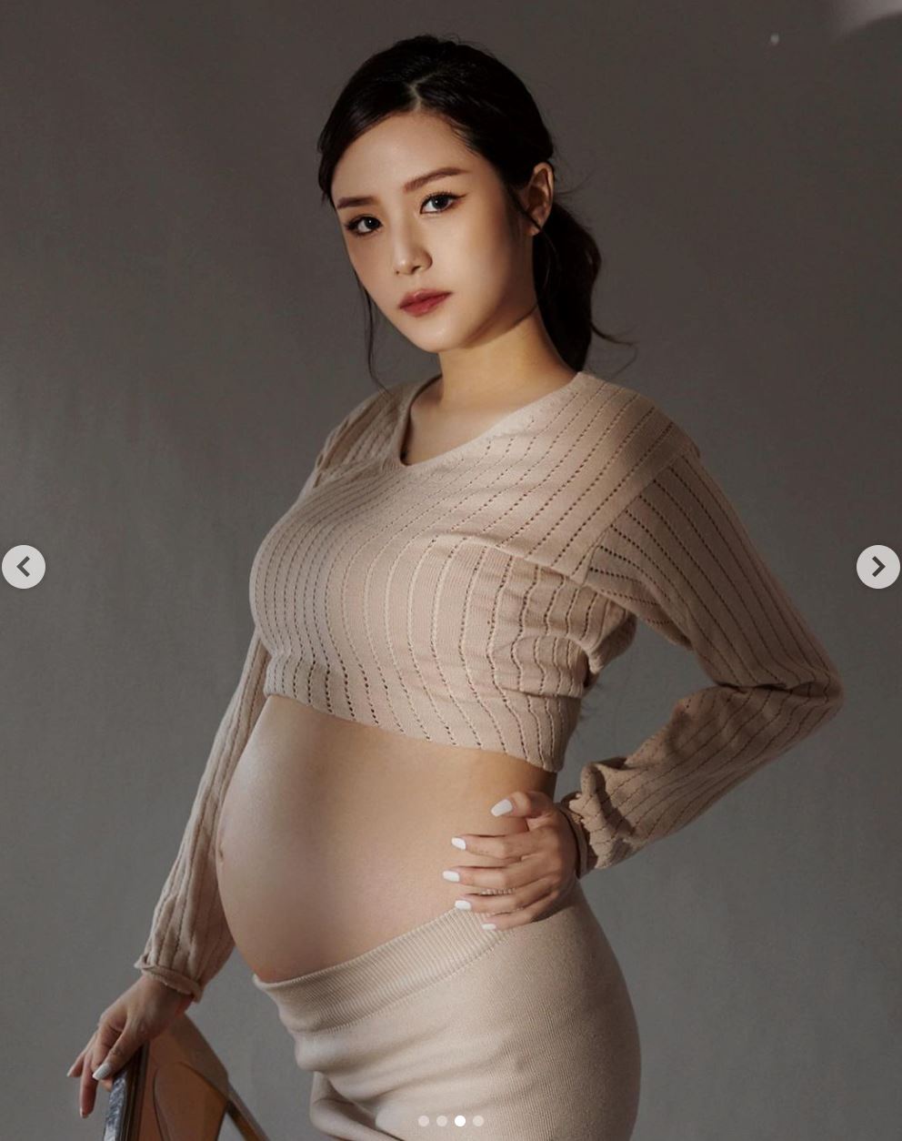 00后网红孕妇妈妈jing en【孕妇写真照】曝光❤️ 宝宝名字公开