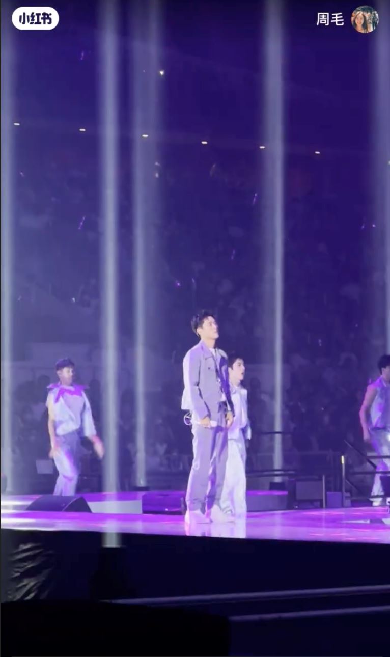 周兴哲在演唱会跳舞！粉丝：最怕情歌王子跳舞