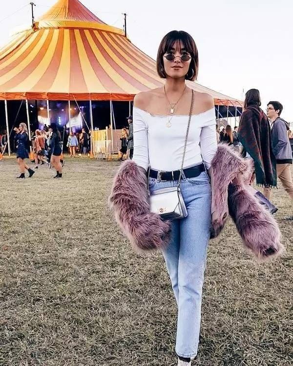 choker已过时，现在流行的是这个...