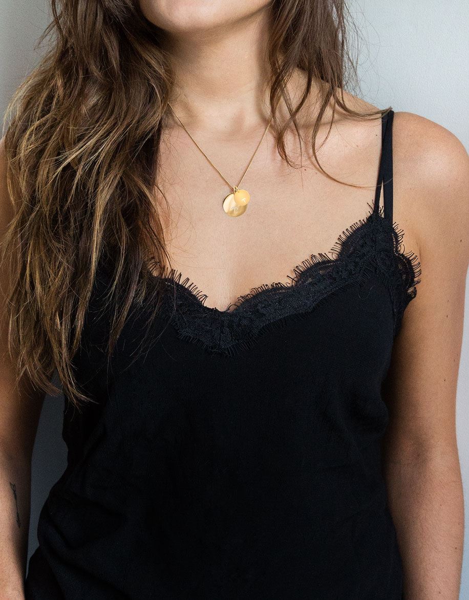 choker已过时，现在流行的是这个...