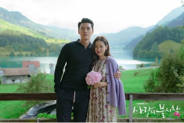 《爱的迫降》有隐藏结局?孙艺怀孕了!?
