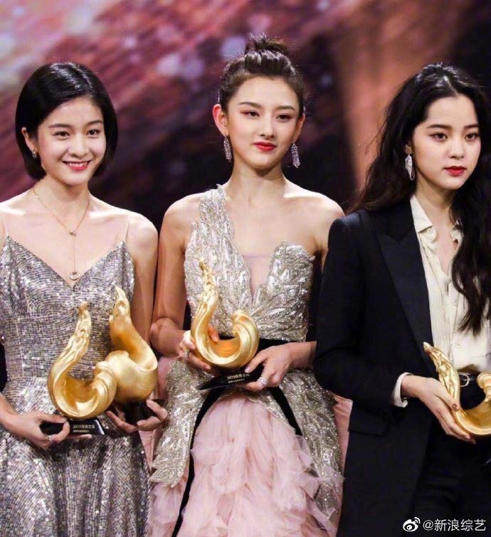 微博之夜 | 「肖战、杨紫」成为微博king和queen!🤴👸