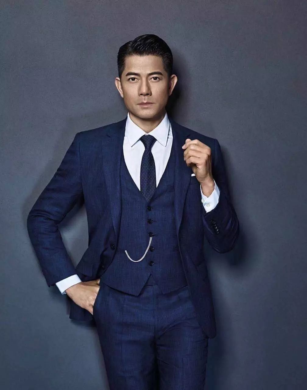 《创造营》真请来天王！官宣导师背影，油头特征揭是ta！｜goxuan