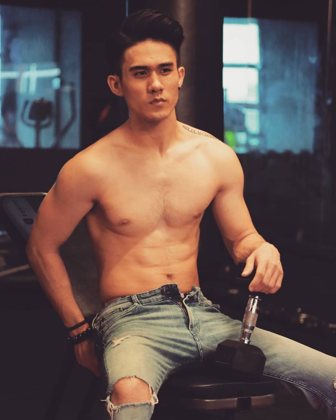 人气超高的大马男神 ❤️姐妹们~来养眼睛啦👀 小鲜肉、肌肉男、幽默boy..都有!