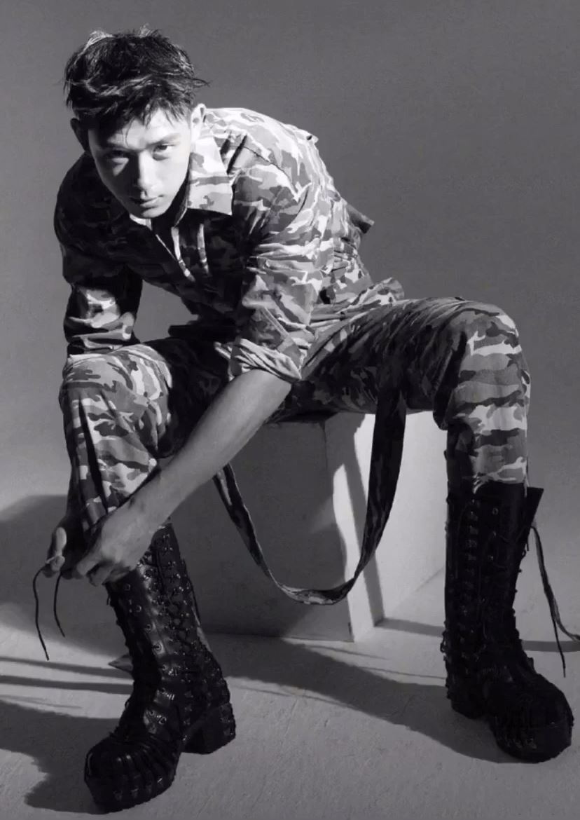 李现化身「军人」！男人味max！🔥 组图