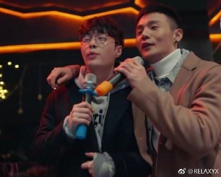 【影片】“不荣艺组合”出道啦!张艺兴新剧勾李荣浩喝交杯酒!|goxuan