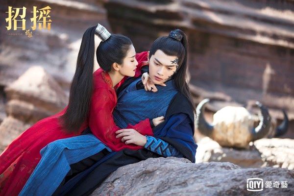 许凯被白鹿推到、强吻！《招摇》“一夜荒唐”惹暴动！｜goxuan