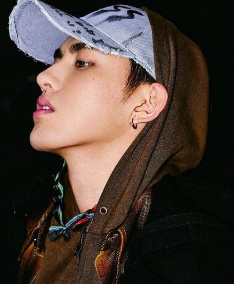 吴亦凡因为这首歌 成为唯一一位登顶美国音乐榜首的华人歌手|goxuan