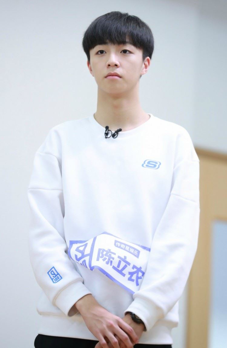 陈立农笑容消失 发图洩孤单心情 粉丝们心疼“那就回来” ｜goxuan