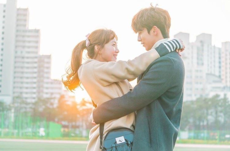 放闪程度爆表！韩国情侣穿搭术 教你如何闪瞎旁人｜goxuan