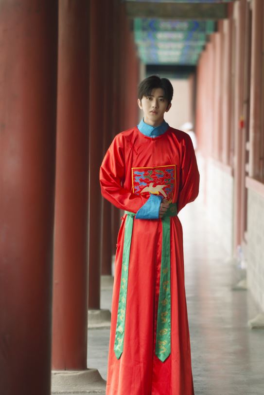 蔡徐坤首次挑战古装look！网友：期待坤坤拍古装剧