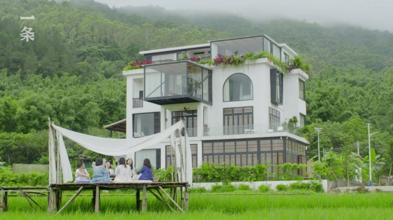 7 girlfriends buy rm2.4mil house where they will retire and die together 