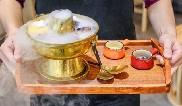 bubble milk tea hotpot is now a thing in malaysia for all boba lovers!