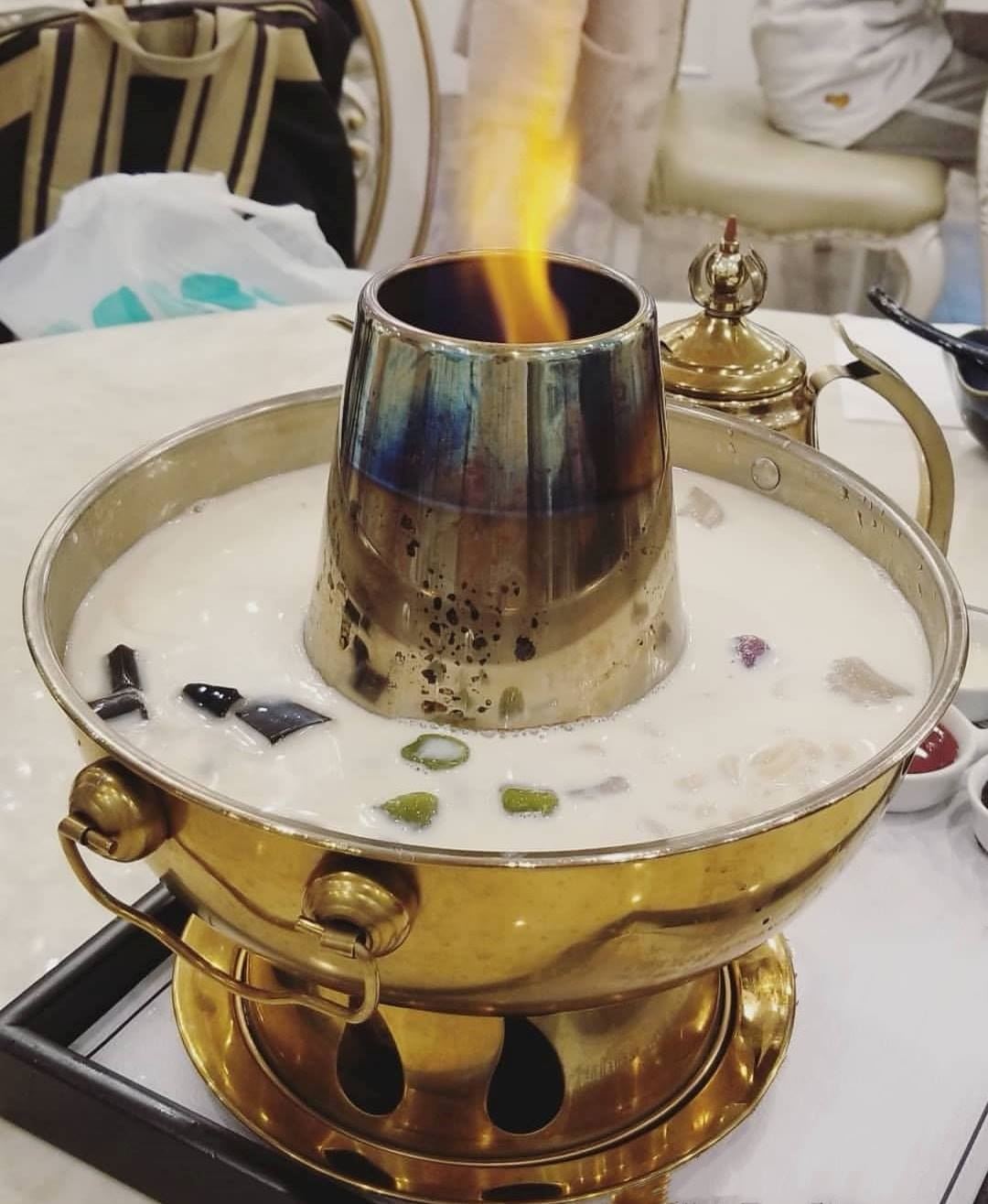 bubble milk tea hotpot is now a thing in malaysia for all boba lovers!