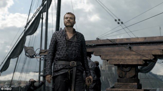 daenerys and jon look ready to battle cersei and the golden company in newly released pictures!