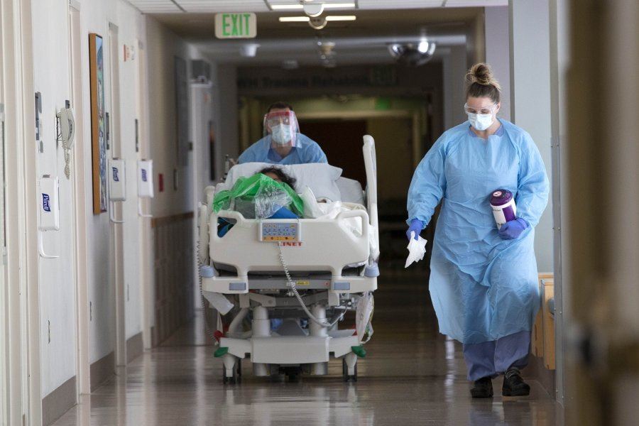 woman cuts hole in face mask because it’s “easier to breathe”