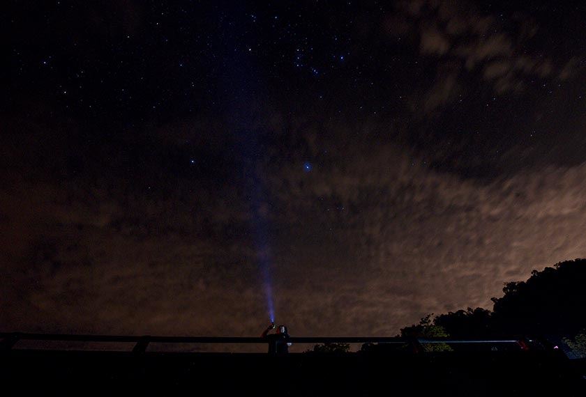 malaysians witnessed the geminids meteor shower and it’s beautiful!