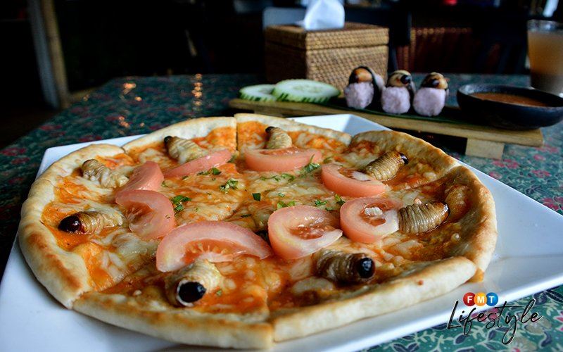 worm sushi and pizza are real in sabah and we’re done for today