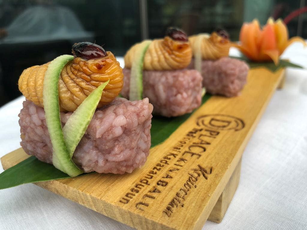 worm sushi and pizza are real in sabah and we’re done for today