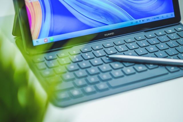 the huawei mediapad m6 makes a reliable travel buddy. here’s why