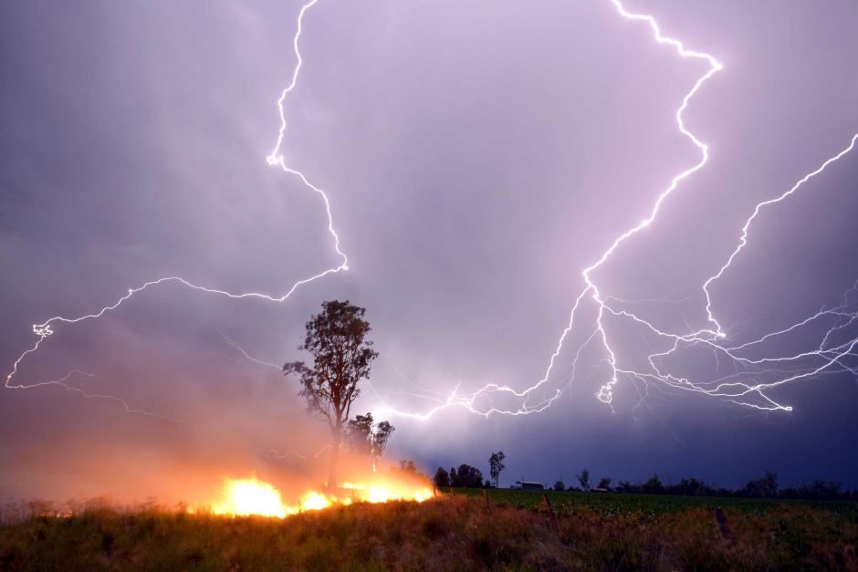 towns in australia hit by thunderstorm and dust storm  
