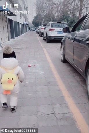 1yo picks up rubbish thrown from car and hands it back to man who threw it