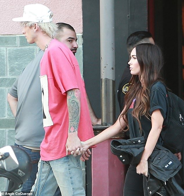 it’s confirmed! machine gun kelly and megan fox are in a relationship!