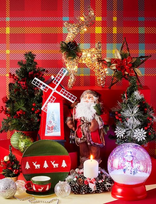 man buys discounted book and regrets it when all it says is “meow”