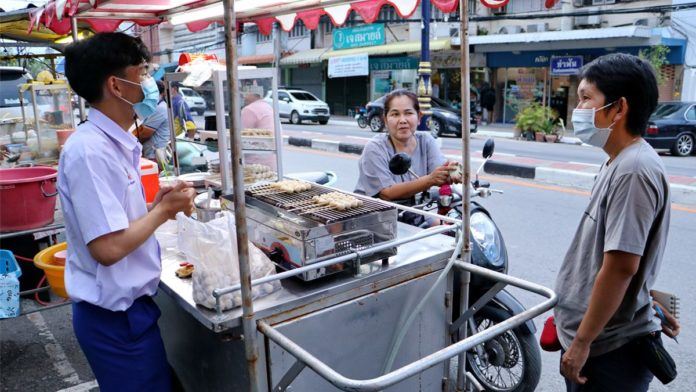 15yo student sets up meatball stall to earn money for dream sneakers!  