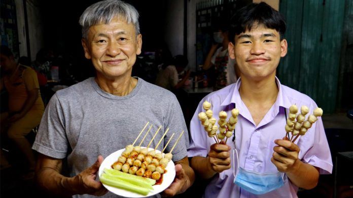 15yo student sets up meatball stall to earn money for dream sneakers!  