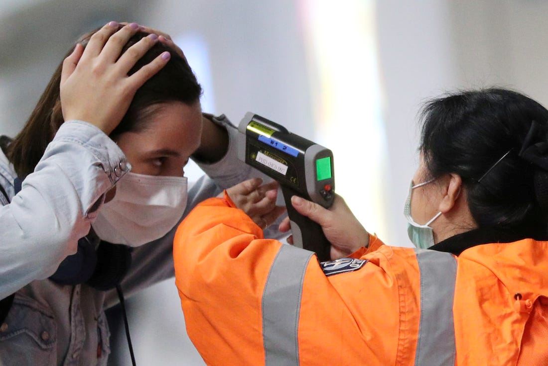 don’t use your wrists to take temperature, use your head, moh reminds