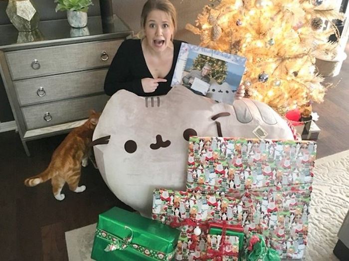 this reddit user got bill gates as her secret santa