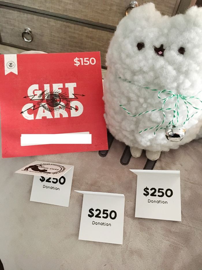 this reddit user got bill gates as her secret santa