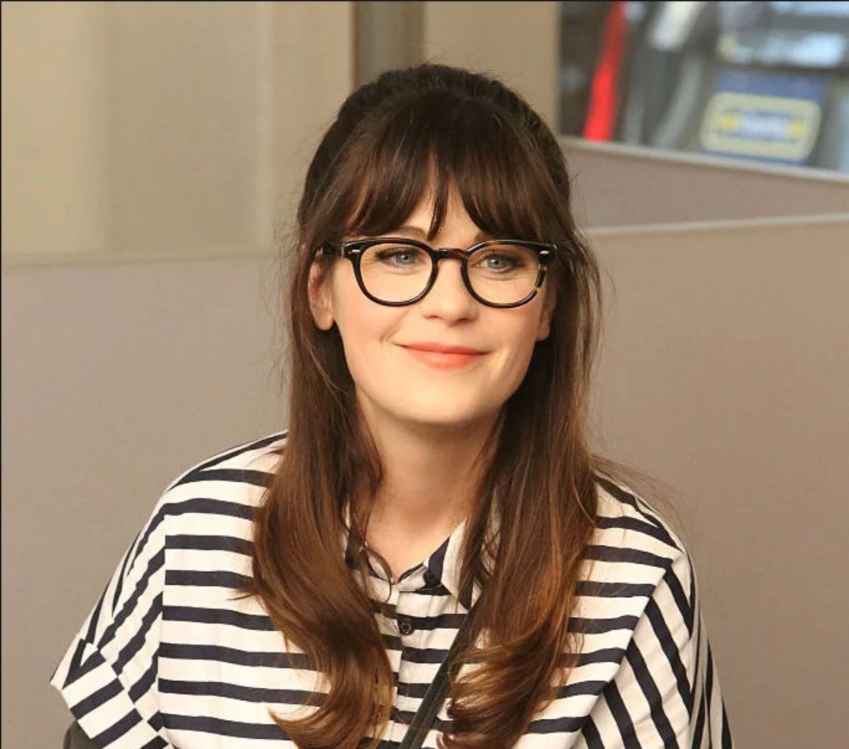 zooey deschanel without bangs and glasses doesn’t look anything like zooey deschanel