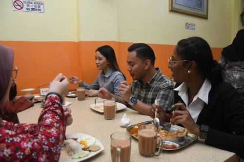 malaysia’s breakfast culture honored by unesco as intangible cultural heritage