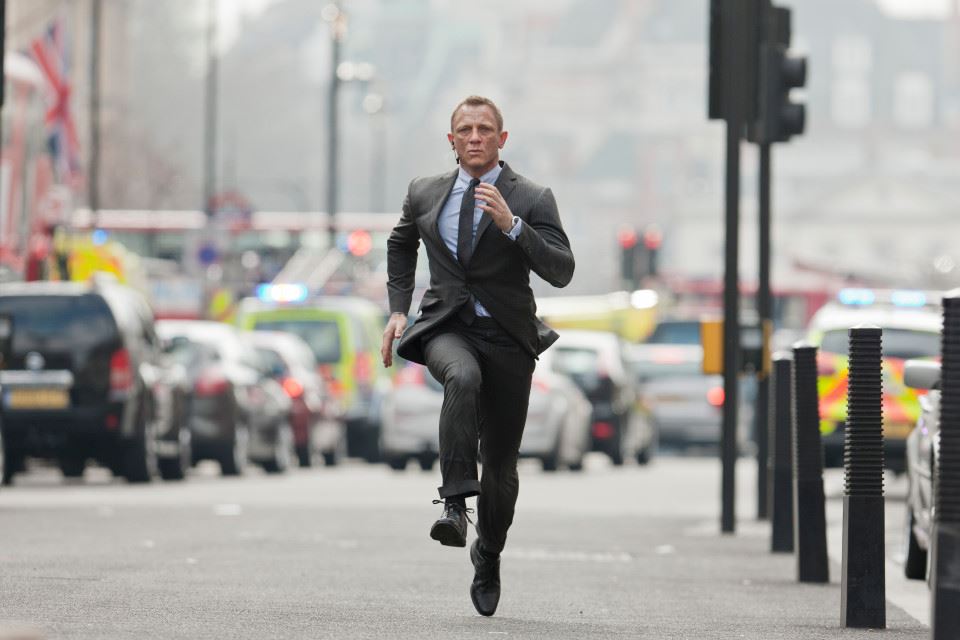 production for bond 25 halted due to daniel craig’s injuries