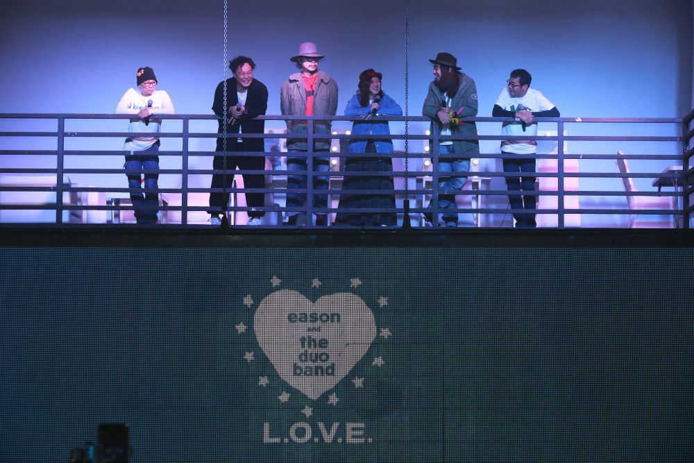 eason陈奕迅最新专辑《l.o.v.e.》新专辑发佈会!
