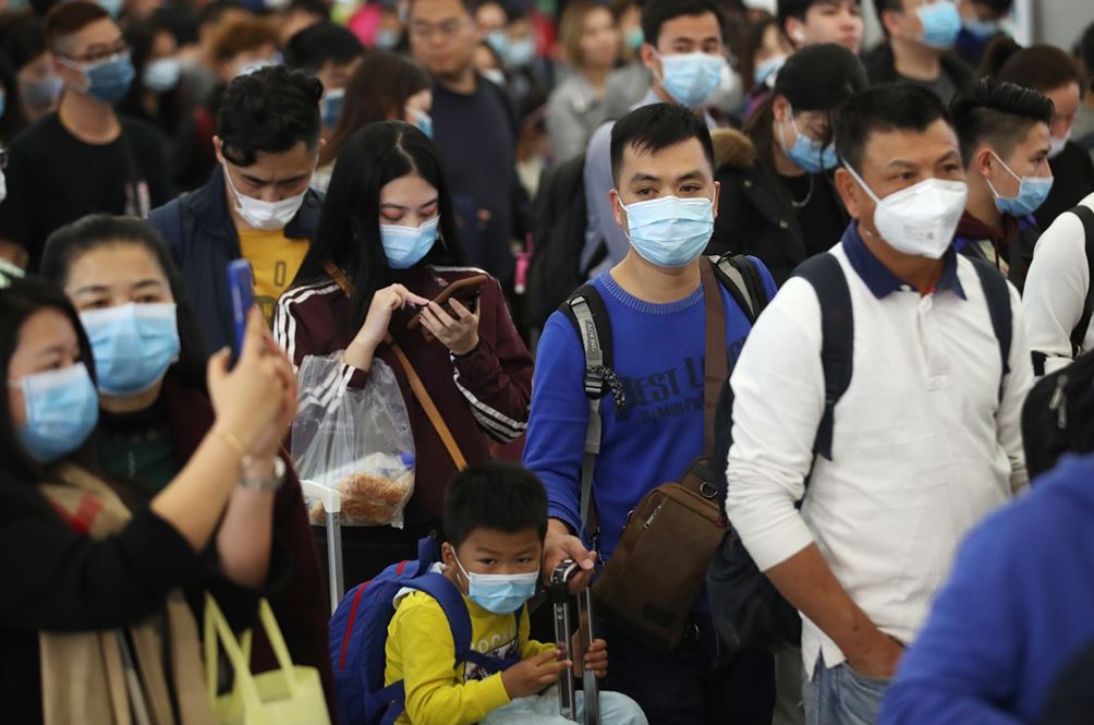 8月1日起，全国民众在公共场合及公交强制佩戴口罩！