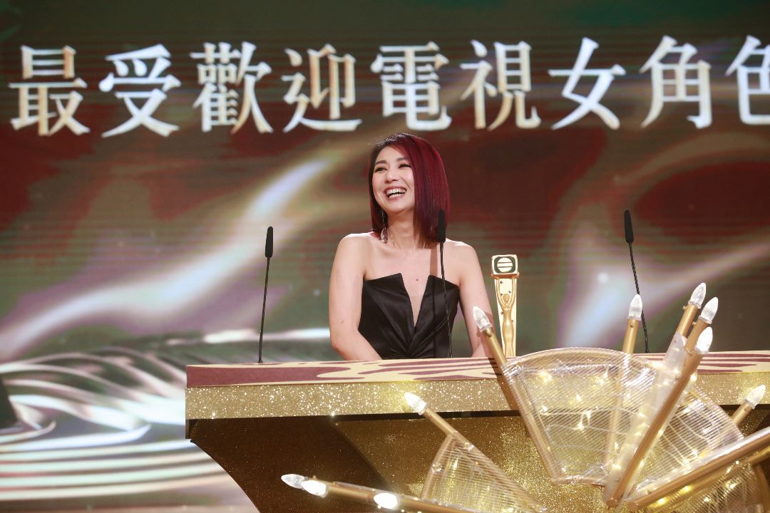 《万千星辉颁奖典礼2019》圆满举行！马国明及惠英红荣膺今年视帝视后殊荣！