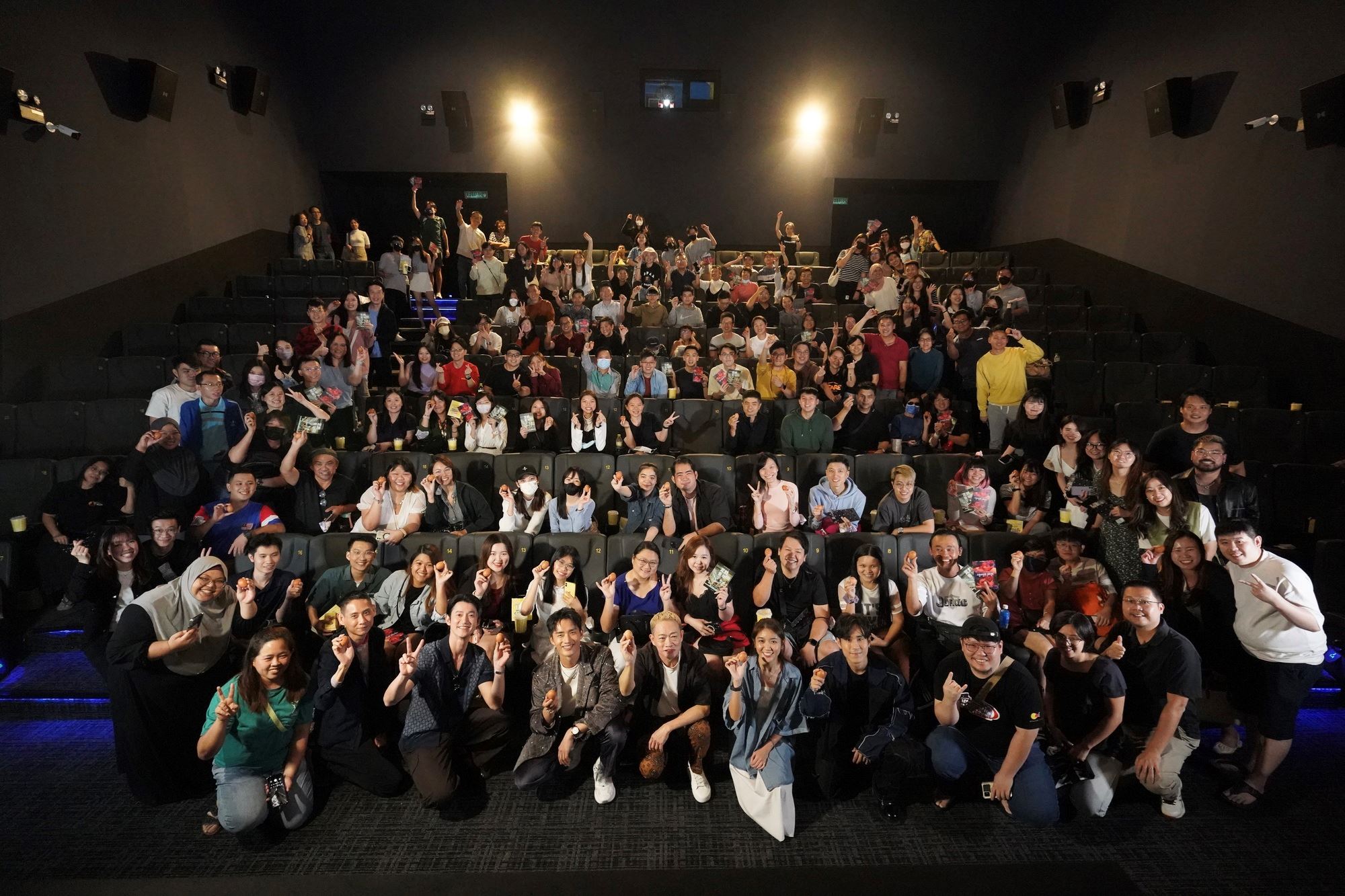 🎬富都青年大马票房破520万🔥吴慷仁兑现承诺返马庆功🎉