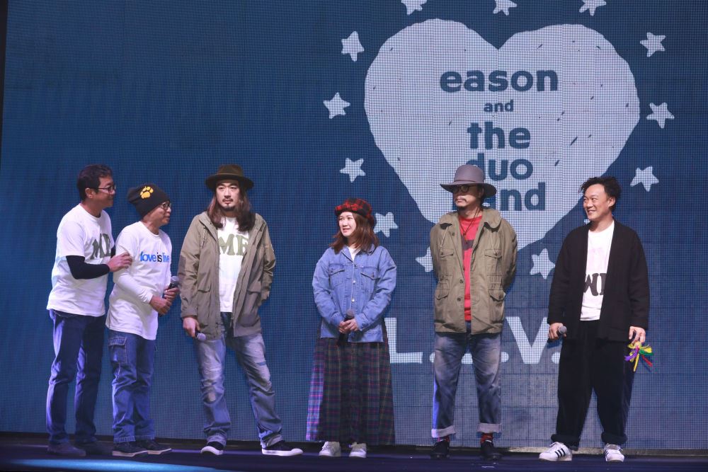 eason陈奕迅最新专辑《l.o.v.e.》新专辑发佈会!