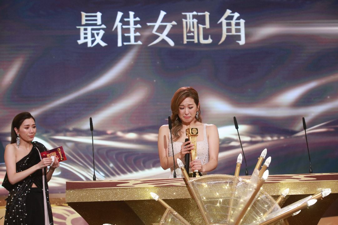 《万千星辉颁奖典礼2019》圆满举行！马国明及惠英红荣膺今年视帝视后殊荣！