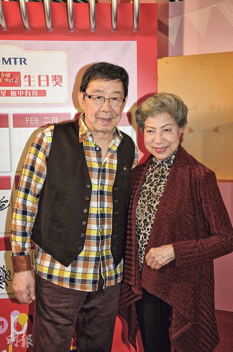 传演唱会后台求婚成功 胡枫 罗兰辟谣