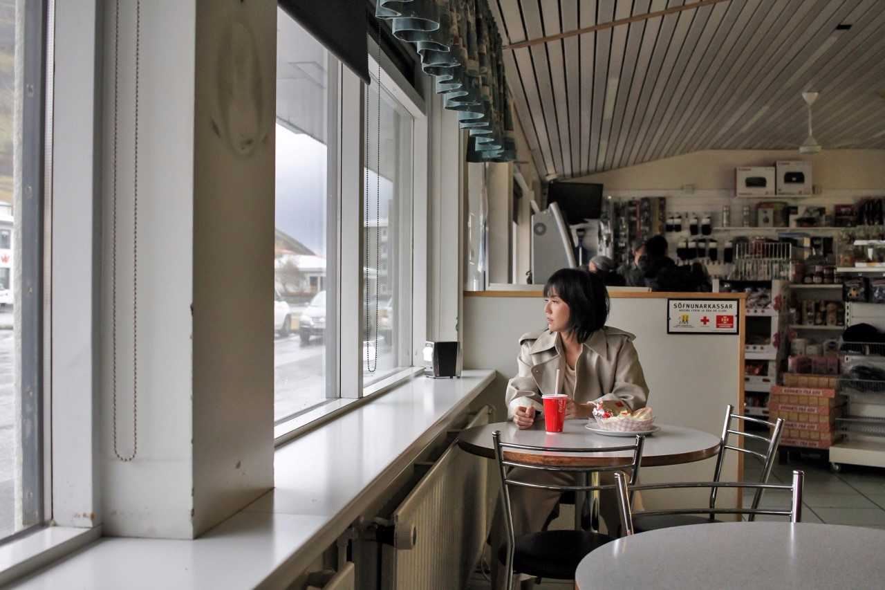 孙燕姿《风衣》mv首播鲍起静陆弈静跨刀演出