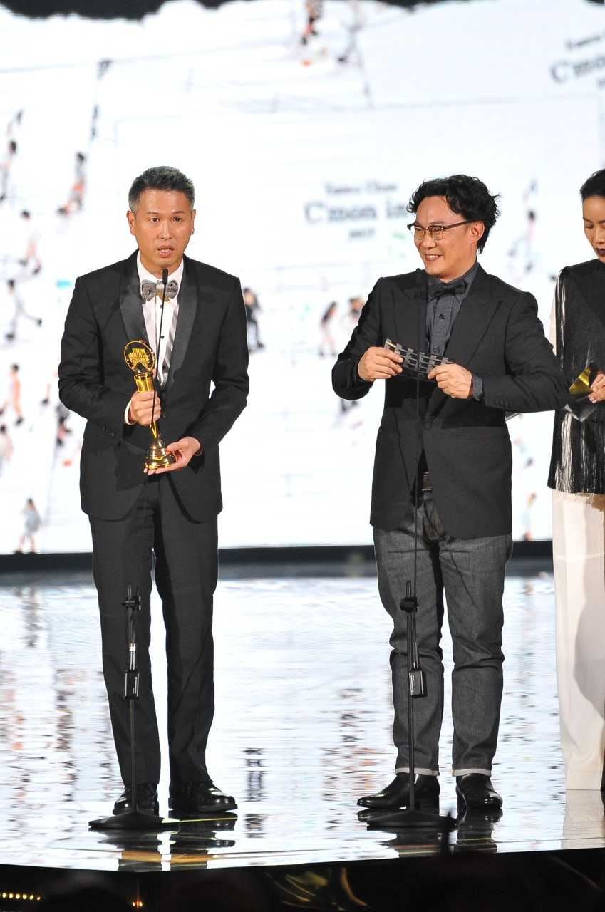 双料金曲歌王陈奕迅! 3度封王更夺年度专辑大奖！