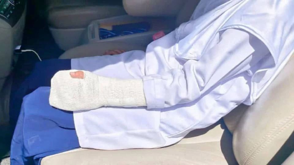 霹雳学校天花板风扇直坠教室! 砸中4名女学生