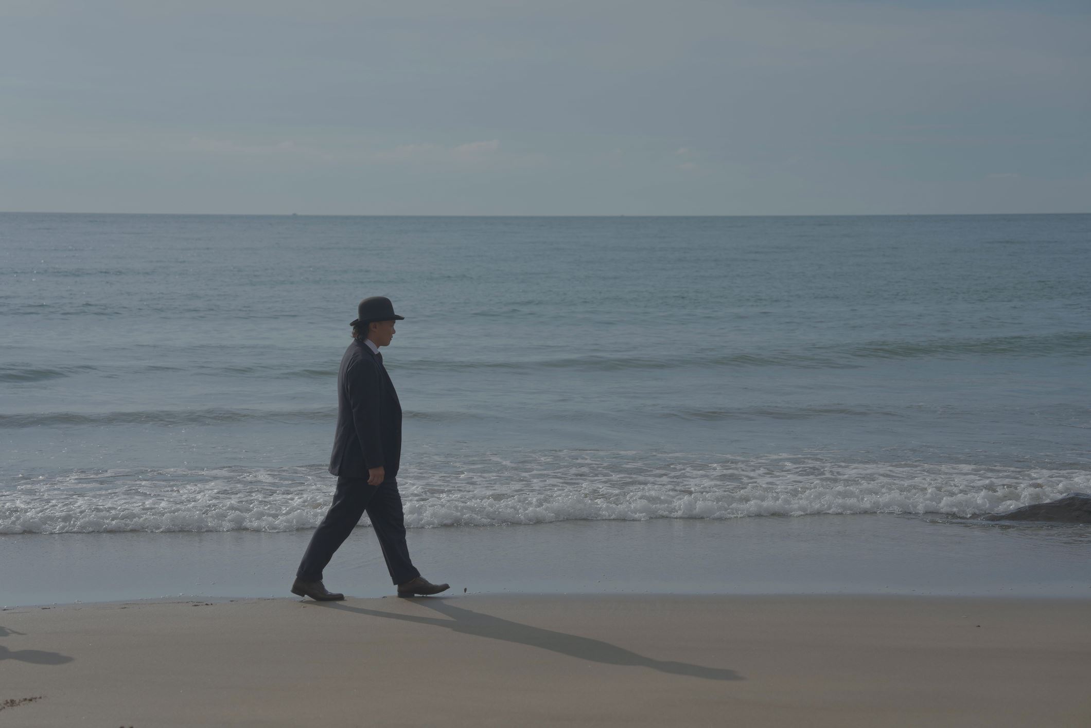 🌟陈奕迅广州演唱会首唱空城记🩵身穿黑色西装拍mv暴晒12小时❗