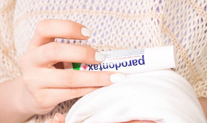 如何去除白衣服上的污渍？这5样小物就能帮到你