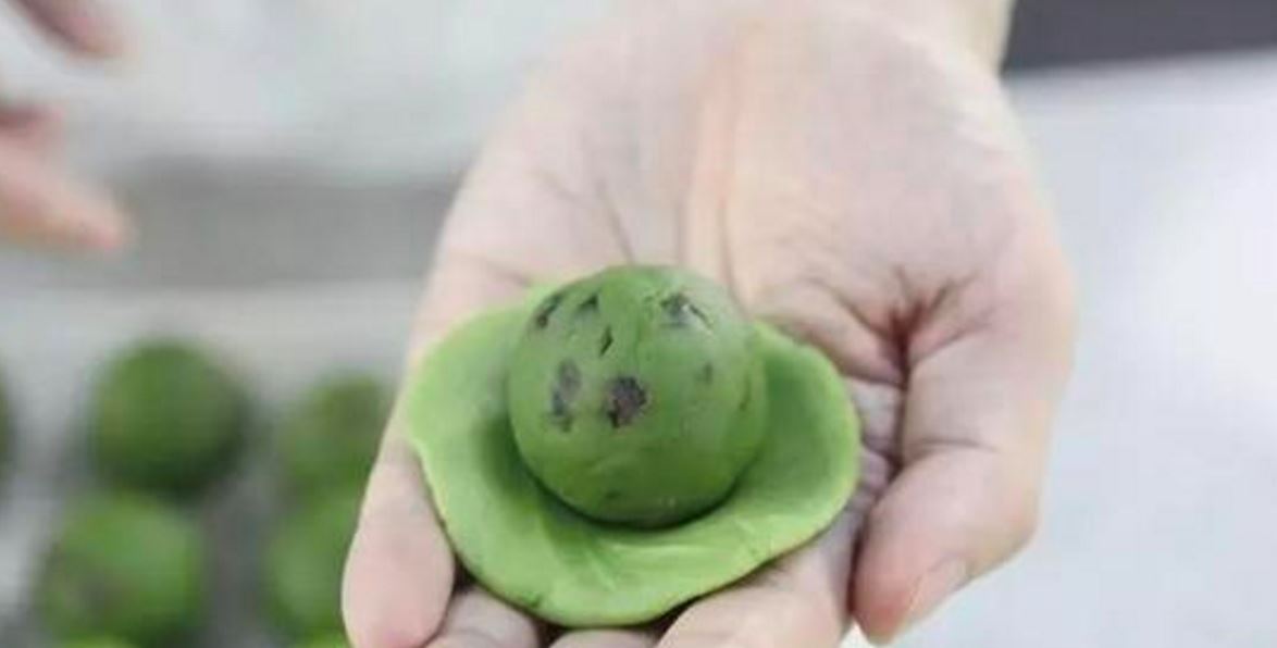 抹茶控必学！这个中秋节教你做抹茶红豆月饼